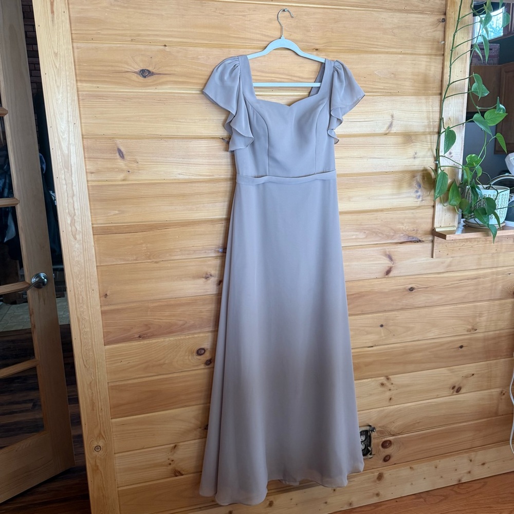 JJs House Ondina A-Line V-Neck Floor Length Ruffle Chiffon Dress Taupe Size 6 - Picture 4 of 14